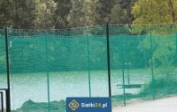 Siatka na ogrodzenie kortu tenisowego wykonana z polipropylenu PP, Ceny siatek na kort tenisowy.